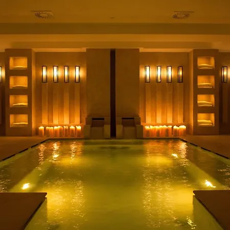 Resort Borgo Egnazia 5*